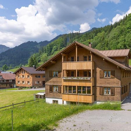 Haus Maria-Theresia Schoppernau Exterior foto