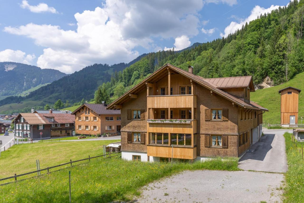 Haus Maria-Theresia Schoppernau Exterior foto
